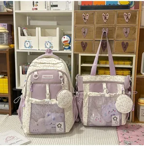 Set de bolso ita transparente con diseño de lunares y un bonito bolsillo frontal de malla fina.