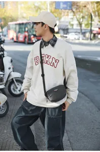Outdoor casual crossbody bag for men and women, stylish daily commute sports mobile phone bag.