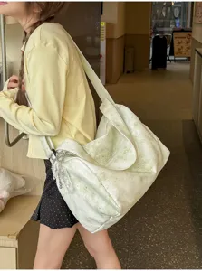 Koreanischer Stil süße Blumen Leinen Umhängetasche, lässige tägliche Tasche Detailansicht.