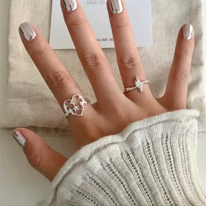 Süßer cooler ausgehöhlter Herz Stern Ring Set verstellbare silberne Ringe für Damen Alltag