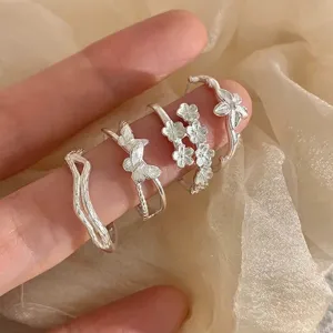 Fresh Flower Butterfly Open Rings For Women Minimalist Adjustable Rhinestone Stackable Floral Animal Design Jewelry Finger Ring Gift