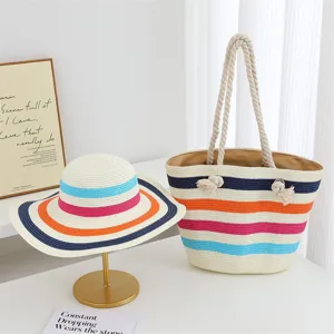 Ensemble chapeau de paille et cabas d'été à rayures colorées pour plage et extérieur.