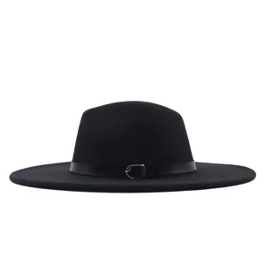 Chapeau fedora classique en laine à bords larges pour automne hiver avec boucle de ceinture élégante.