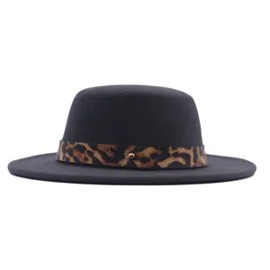 Chapeau jazz en feutre de laine pour femme avec sangle imprimé léopard mode bord plat hiver