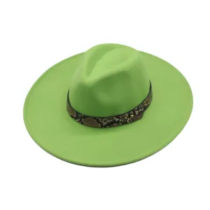 Eleganter grüner Filzhut mit Schlangenmuster Band, breite Krempe Mode Jazz Kappe für Damen und Herren.