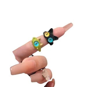 Cute quirky cat monster open rings for women, unique niche design fashion finger jewelry.