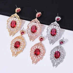 Orecchini di zircone lusso, design nappa di foglia, pietra rossa brillante per donne.