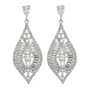 Elegante lange Zirkonia Ohrringe, glänzender Diamantersatz Hochzeit Party Damenschmuck.