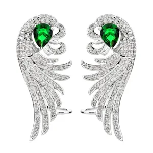 Eleganti orecchini a forma di ala con zirconi bianchi brillanti e pietra verde brillante.