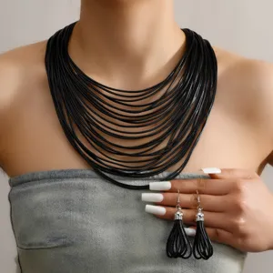 Mehrlagige schwarze Wachskordel Statement-Halskette und Quasten-Ohrringe Set, modischer Schmuck.