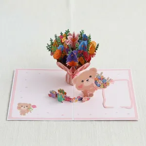 Carte de vœux 3D ours mignon bouquet de fleurs art en papier fait main détail de carte