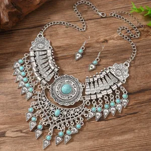 Vintage bohemian silver turquoise bib necklace and matching chic dangle earrings jewelry set.