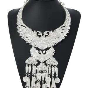 Ethnic Zinc Alloy Silver Plated Choker Necklace For Women Men Vintage Peacock Tassel Bell Pendant Statement Necklace Stage Performance Costume Jewelry Gift
