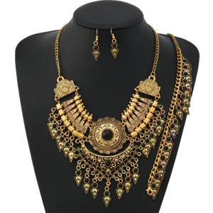 Vintage ethnic gold-tone necklace earrings bracelet 3-piece jewelry set for women party.