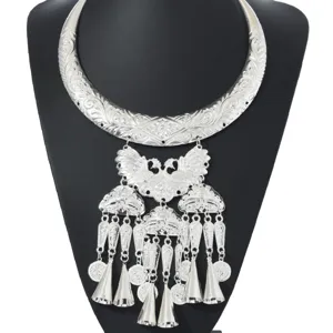 Ethische Miao Silber Pfau Quaste Kragen Halskette, traditioneller Festival Tanz Schmuck.