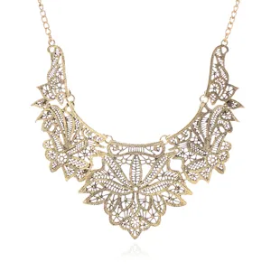 Vintage Alloy Hollow Out Floral Statement Choker Necklace Retro Carved Bib Neck Chain Jewelry For Women Party Accessory