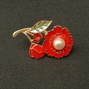 Exquisite enamel carnation brooch with pearl and green leaf details, elegant alloy jewelry gift.