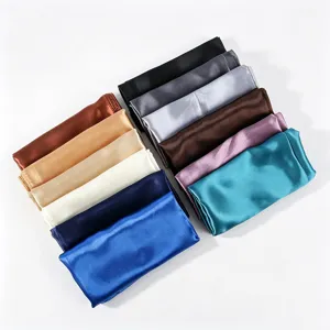 Einfarbig Seide Satin Quadratisch Schal für Damen, elegante Mode Halstuch und stilvoll Haarband.