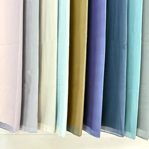 Morbida sciarpa in chiffon tinta unita leggera elegante scialle donna moda hijab