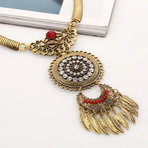 Vintage Böhmischer Metall Legierung Strass Runde Blatt Quaste Statement Halskette Schmuck.