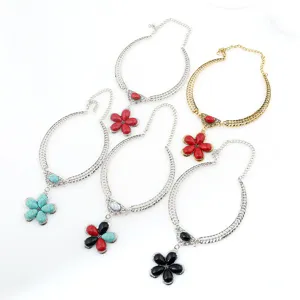 Vintage boehmische Blumen Türkis Stein Choker Halskette Set mit filigraner hohler Metallkette.