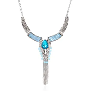 Vintage silberfarbene Kette Quaste Halskette mit blauem Strass Tropfenanhänger Damen.