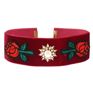 Vintage Velvet Choker Necklace Embroidered Rose Star Letter Artificial Pearl Rhinestone Pendant Neckband Jewelry For Women Party