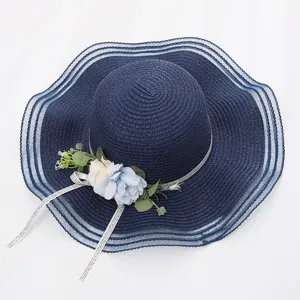 Chapeau de paille de soleil femme bleu fonce avec bord en maille florale plage vacances