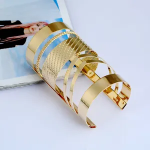 Stile punk europeo americano ampio bracciale in metallo cavo set di bracciali aperti