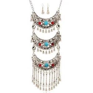 Vintage Lega Strass Mezzaluna Traforata Nappa Lunga Collana Orecchini Set Boho Esagerato Gioielli da Collo Gioielli Per Donna