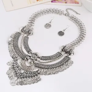 Vintage silberne mehrschichtige Münze Quaste Choker Halskette und Ohrringe Schmuck Set.