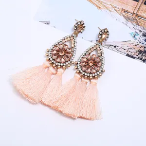 Boho lange Quasten Ohrringe mit Strass Blume Kristall Tropfen Design für modische Damen