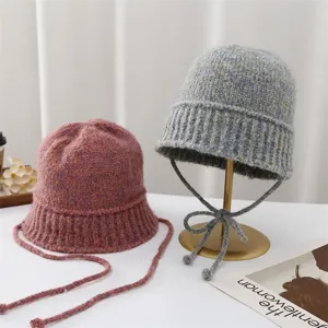 Cappello da pescatore in maglia elegante con lacci, berretto di lana caldo autunno inverno
