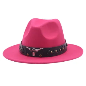 Sombrero de vaquero occidental rosa fucsia fedora jazz con detalle de cuero de toro vista
