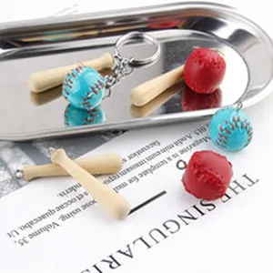 Miniatuur honkbal en houten bat sleutelhanger charms schattige DIY handgemaakte sieraden