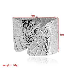 Wide metal leaf cuff bracelet silver open arm ring fashion statement jewelry detail view