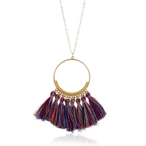 Boho lange Quasten Halskette Gold Kette runder Anhänger mehrfarbiger Statement Schmuck