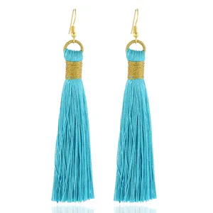 Handgefertigte lange Quasten Ohrringe im Boho Stil, goldene Haken türkise Ohrhänger für Damen.