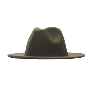 Klassischer Wollfilzhut mit breiter Krempe, elegantes Herbst Winter Modeaccessoire.