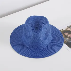 Blauer Strohhut für Damen Sommer Strand Reisen Sonnenschutz gewebter Jazz Fedora Hut.