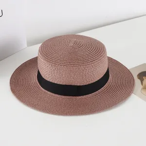 Damen Strohhut Sommer flacher Kopf Sonnenhut breite Krempe Strandhut mit schwarzer Schleife chic.