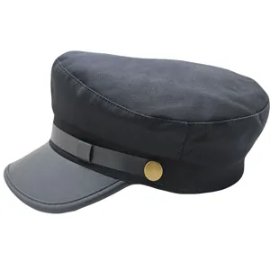 Modische schwarze Flachschirmmütze mit Kunstlederschirm und Zierknopf für Damen.
