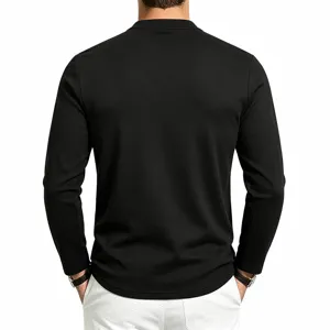 Heren zwart longsleeve t-shirt achteraanzicht detail, casual slim fit basic bovendeel.