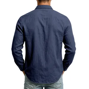 Herren Freizeit Leinen Langarmhemd Rückansicht Detail zeigt Stofftextur und Schnitt.