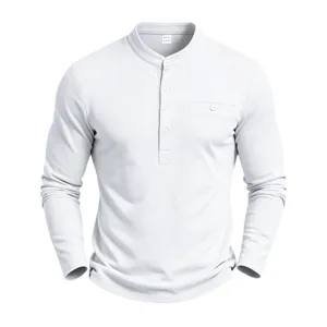 Herren Strick Henley Shirt Detail, Stehkragen mit Knöpfen und Brusttasche Design.