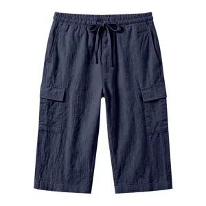 Gedetailleerd overzicht van casual linnen cargoshorts voor heren met elastische taille.