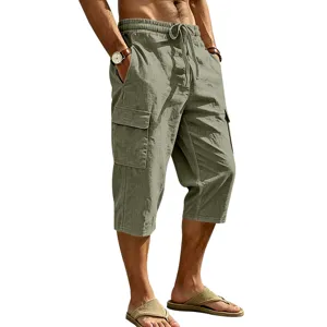 Detail heren linnen cargo korte broek, losse zomer capri broek met zakken en trekkoord.