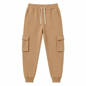 Pantaloni cargo felpati da uomo in colore kaki con vita elastica e tasche laterali.
