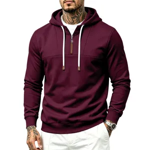 Herren lässiger Viertel-Zip Hoodie Herbst Basic Langarm Kapuzenpullover in Burgund.