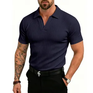 Polo de verano para hombre azul oscuro de punto acanalado cuello V manga corta. Seda de hielo.